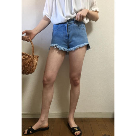 5a89274f27d1cc101d001078