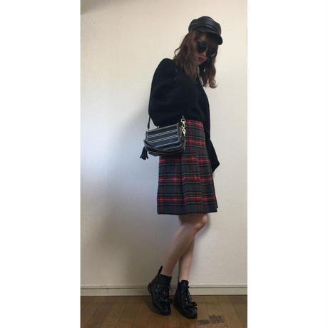 59fd49a63210d51e2b004804