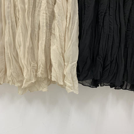 5d9322c496580376973eb748