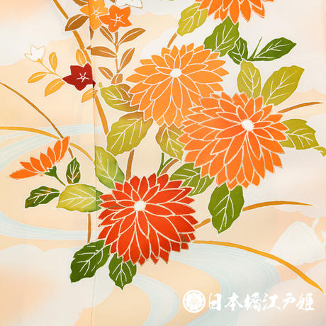 5b351ab7122a7d59df002521