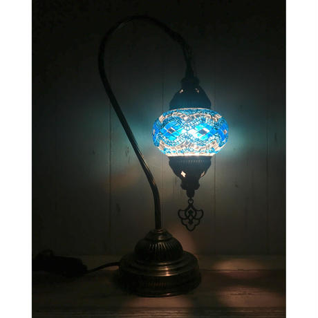 5d5aed9c2e89b73678619af7