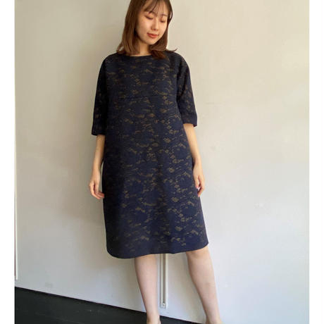 秋冬ワンピース Stores