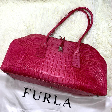 furla | STORES