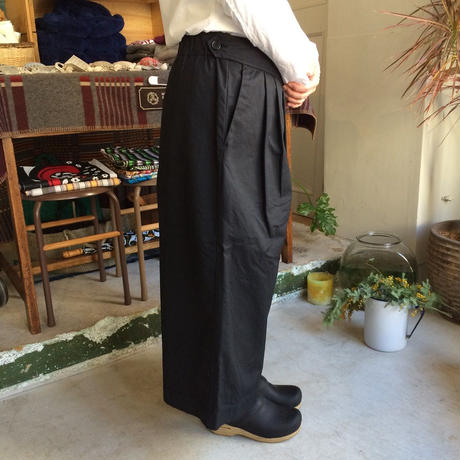 homspun サイドタックワイドパンツ