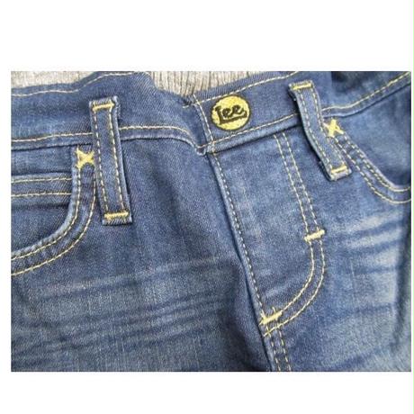 5ab5e5b450bbc32a96004c47