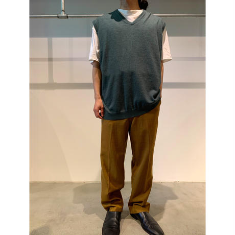 5db2a10f745e6c2c851d9533