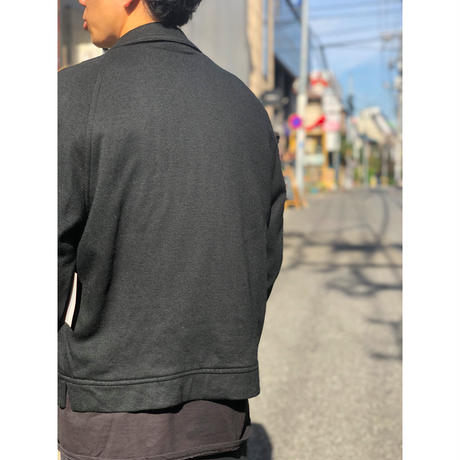 5bf2559d626c84116f000307