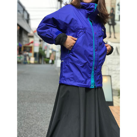 5bbc7562ef843f37bb0002ed