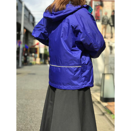 5bbc7562ef843f37bb0002ed