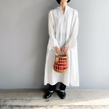 刺繍ワンピース | STORES