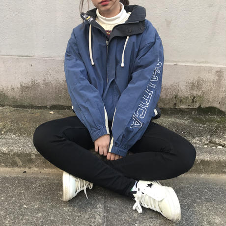 5c09168127b44e68b0611ce7
