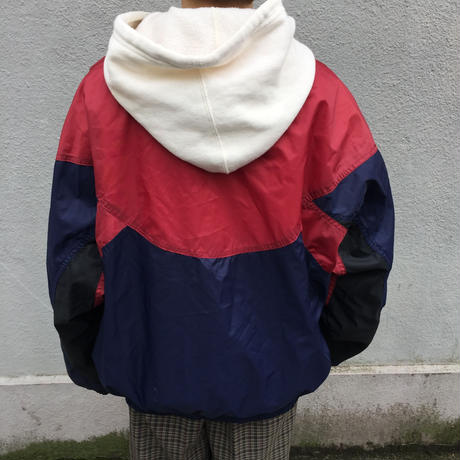 5c77a664808dfa232798c227