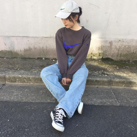 5c4eab60c2fc286b892a6fe8