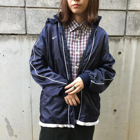 5bfd291ec3976c5c99000731