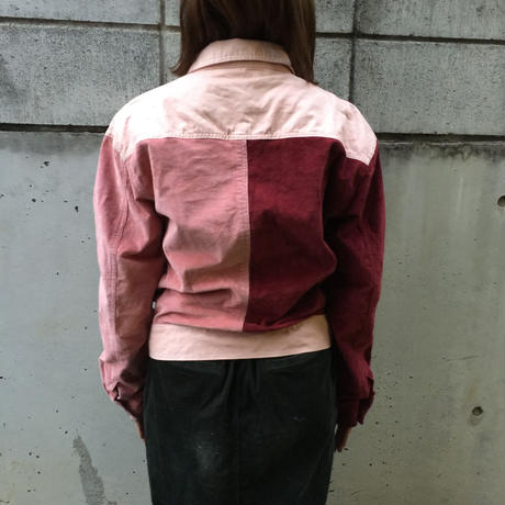 5bfd2a46c49cf3314e000560