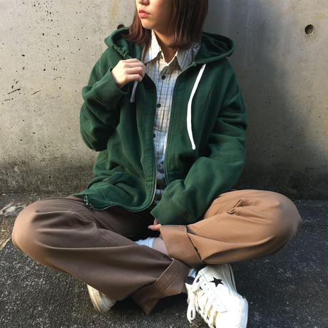 5bfd139a7cd361139c000121