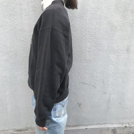 5c32e5ae1444487e8f19fb5e