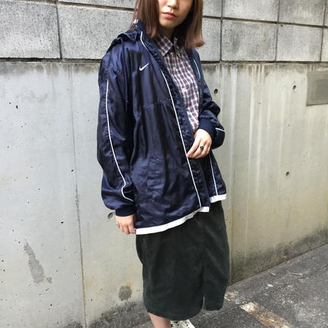5bfd291ec3976c5c99000731