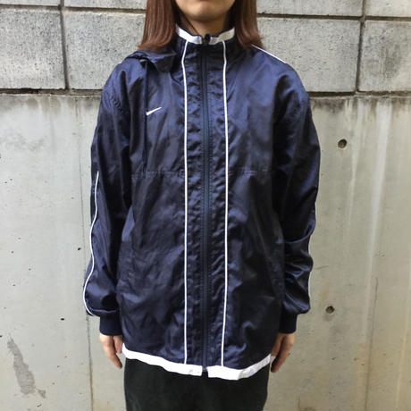 5bfd291ec3976c5c99000731