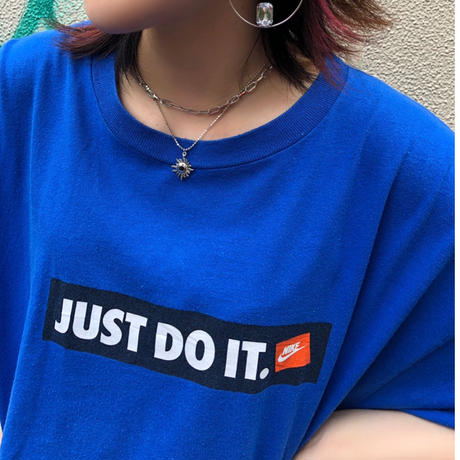 5ee88285d26fa57fba7afc1d