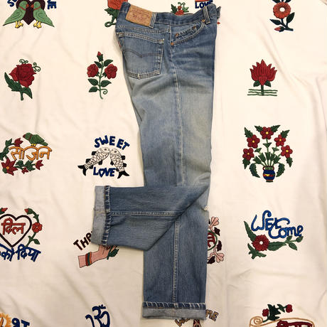 5d725fef200d6807ab0ccf7d