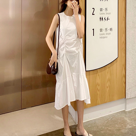 5cec96dfd211bf626b1f4f9f