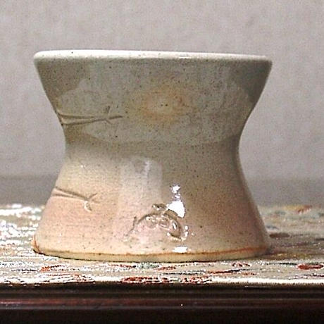 御深井焼　正木惣三郎（宗三郎）作　蓋置　在銘　無傷　保証　箱合。 御深井焼 正木惣三郎（宗三郎）作 蓋置 在銘 無傷 保証 箱合。 【公式