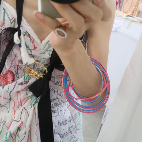 5d737fe62a5b3c18a73aa35b
