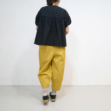 5aa60a77ef843f540c000857