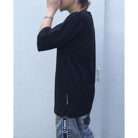 5d42a93666d86c6c5b2b8731