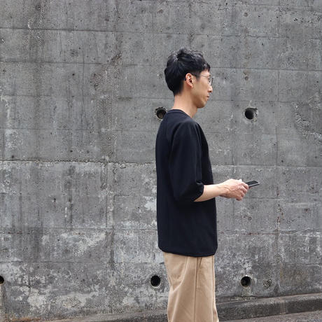 5cd65aaaa89452559efbf1c0