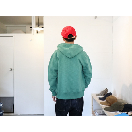 5e50f2a9cf327f32e9c57ed2
