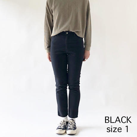 5c6ba526aee1bb3c1db141fd