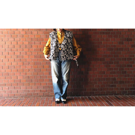 5bb853165496ff30a0000100