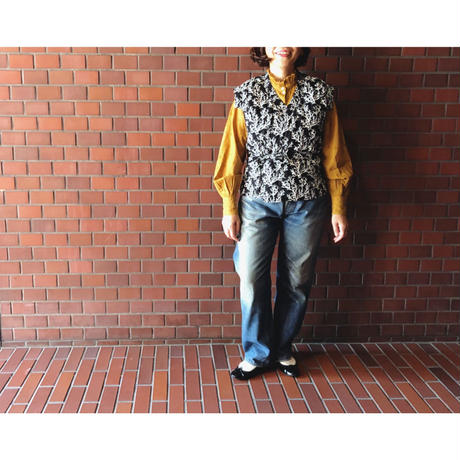 5bb853165496ff30a0000100