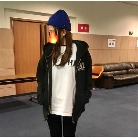 5adcb21e434c7224f600040b