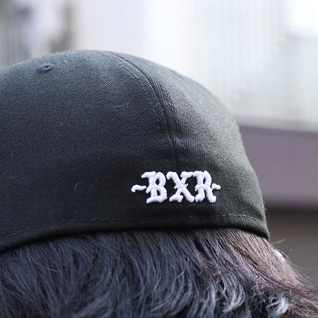 5bd18b17c49cf318300008d9