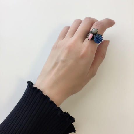 〖RING〗ヴィンテージ ラウンドガラスリング大 ブルーのつぶつぶ
