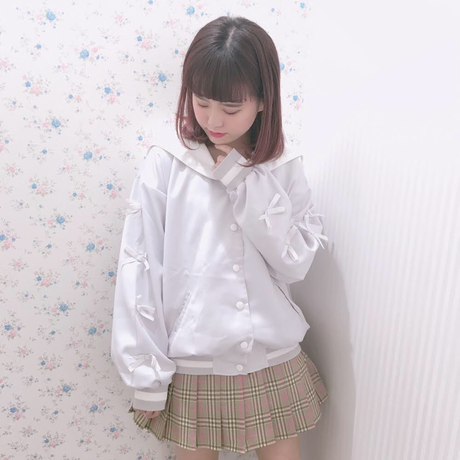 5a65917ef22a5b5e890011b6