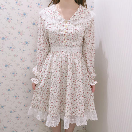 5b629058a6e6ee3050000dd4
