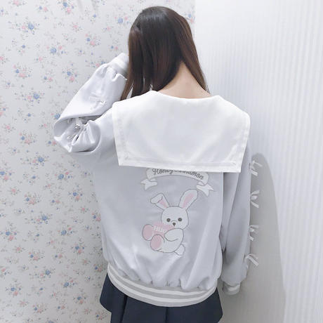5a65917ef22a5b5e890011b6