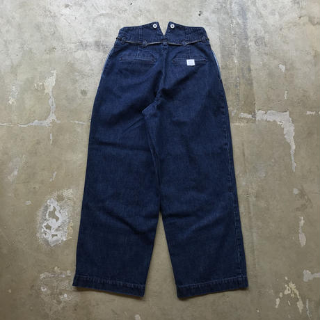 5cecd455d211bf7f85ab2985