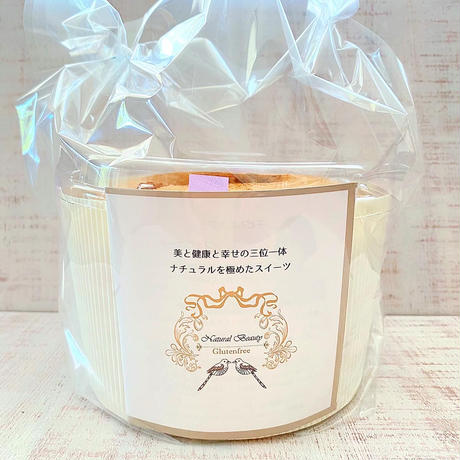 特別栽培米粉のシフォンケーキ（有機ほうれん草）