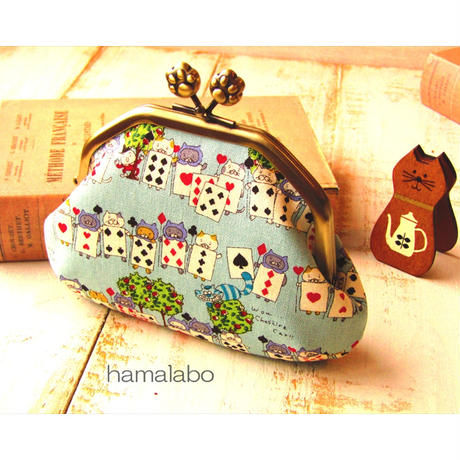 5cd22b32686ee23da36e415d