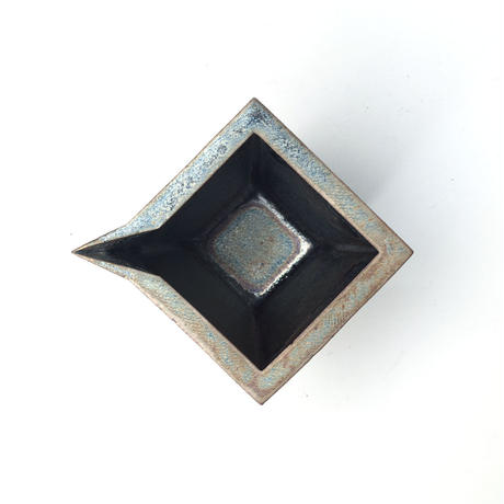 5b0566acef843f6008002158