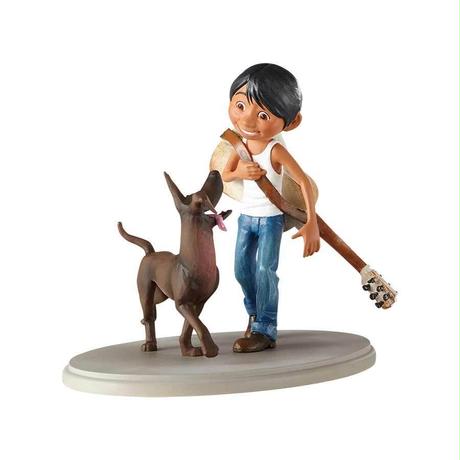 リメンバー・ミー』エネスコ社 レジン製 ミゲルとダンテのスタチューが