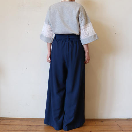 5ca889d70686f31015c6ed9b