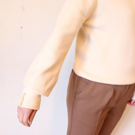5c5001a93b63657dea74c31b