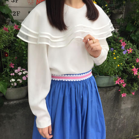 5ae93c16122a7d27e1000fb9