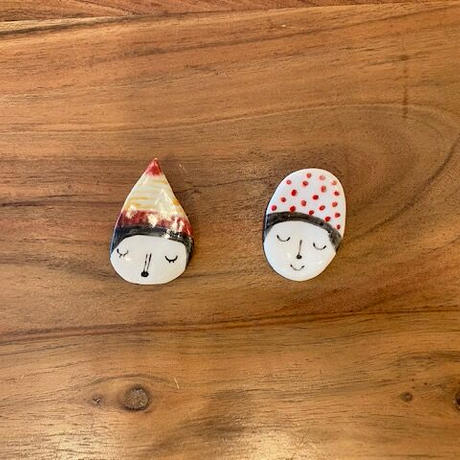 かわいいブローチ Stores